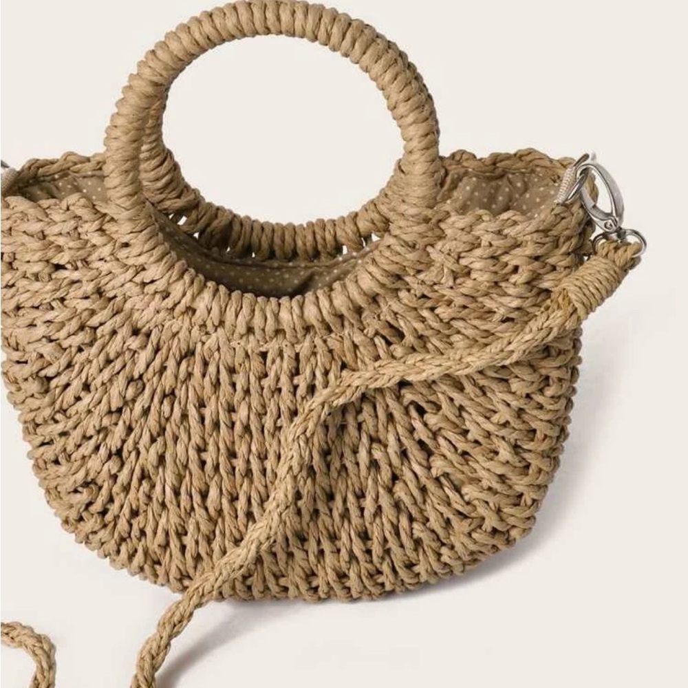 Straw bag